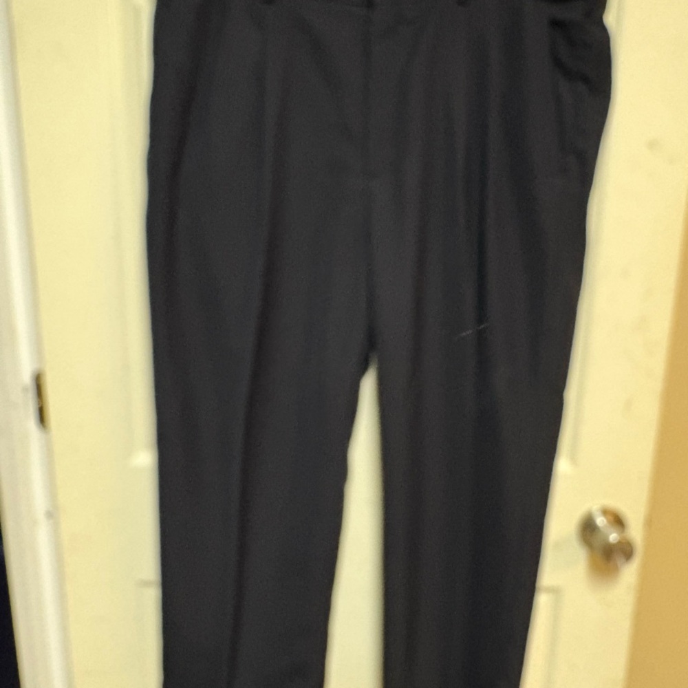 Men’s Haggar Pleated Dress Pants 42x29